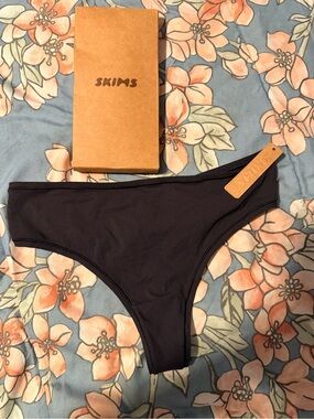 Skims Bundle